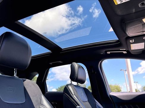 Used 2019 Ford Edge ST w/ Equipment Group 401A AWD/4WD image 22