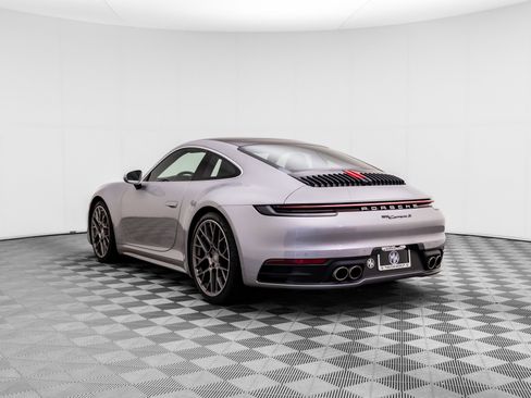 Used 2020 Porsche 911 Carrera S w/ Premium Package RWD image 3