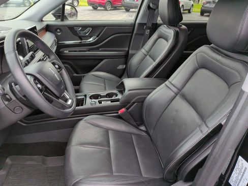 Used 2020 Lincoln Corsair Reserve w/ Equipment Group 201A AWD/4WD image 4
