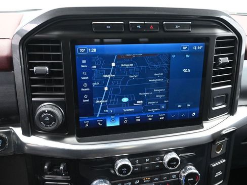 Used 2023 Ford F150 Lariat w/ Equipment Group 502A High image 19