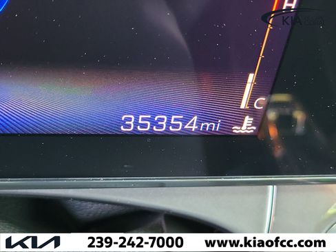 Used 2024 Chevrolet Trax ACTIV w/ Sunroof Package FWD image 23