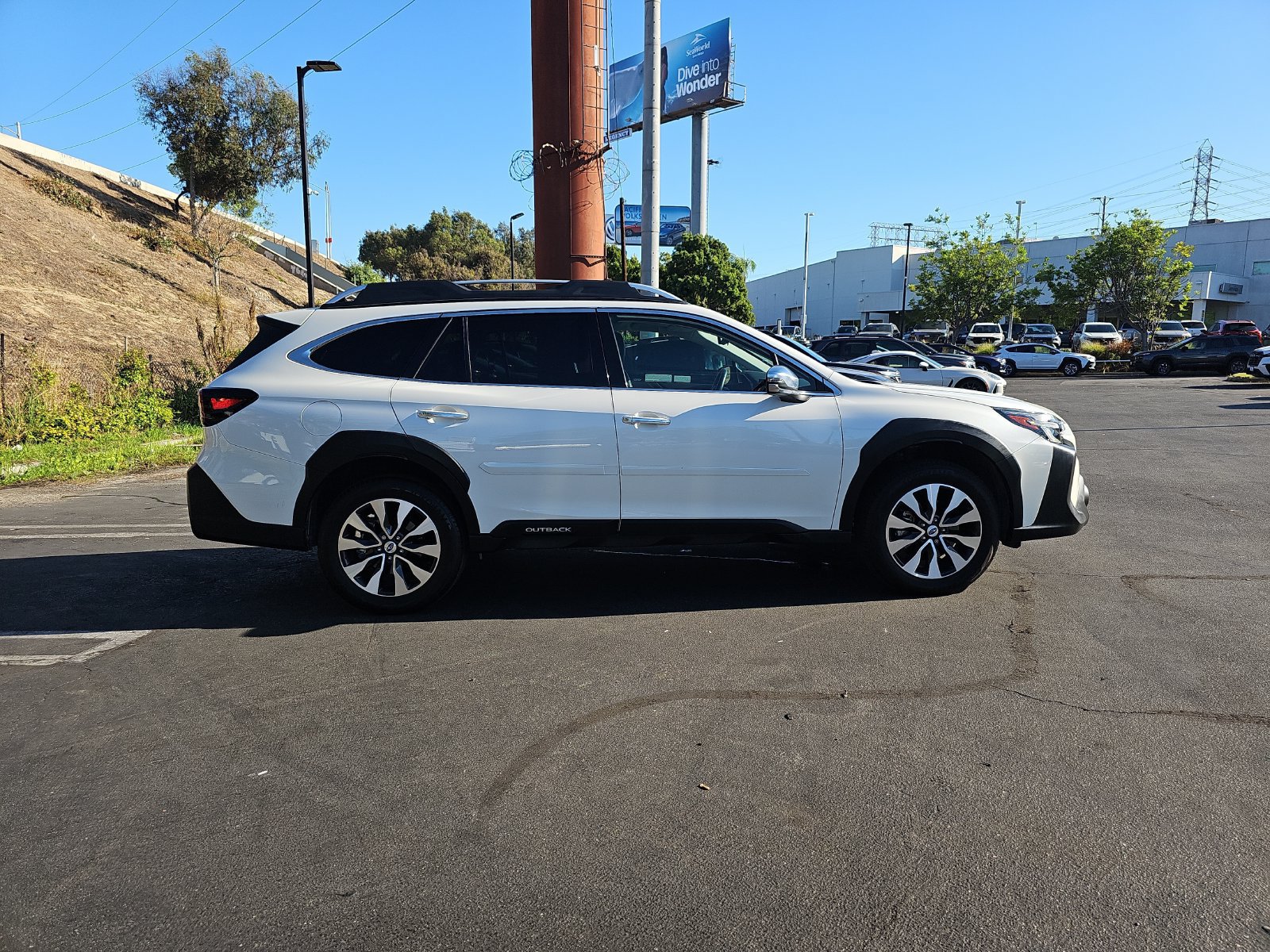 Used 2024 Subaru Outback Touring XT AWD/4WD image 8