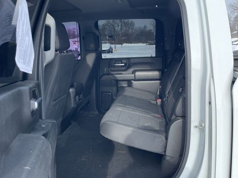 Used 2022 Chevrolet Silverado 2500 LT w/ Convenience Package image 16