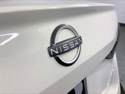 Used 2025 Nissan Altima 2.5 SV FWD image 29