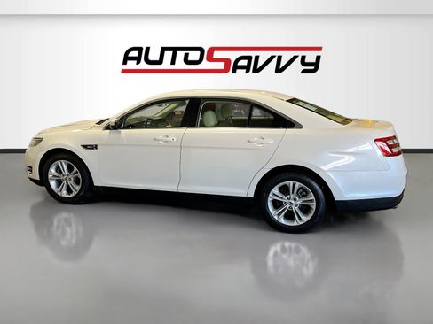 Used 2018 Ford Taurus SEL w/ Equipment Group 201A image 4