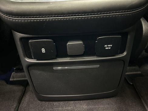 Used 2021 Lincoln Navigator Reserve image 31