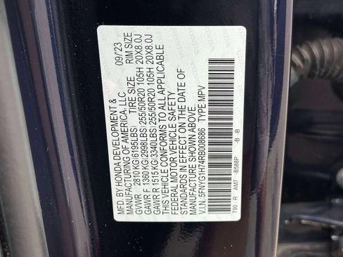 Used 2024 Honda Pilot Touring image 14