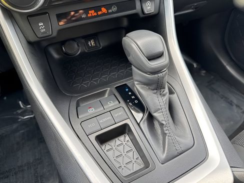 Used 2024 Toyota RAV4 LE image 15