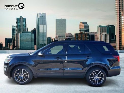 Used 2016 Ford Explorer Sport w/ Equipment Group 401A image 2