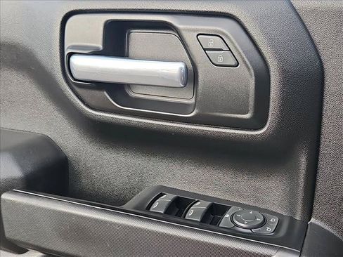Used 2019 Chevrolet Silverado 1500 Custom w/ Trailering Package RWD image 12