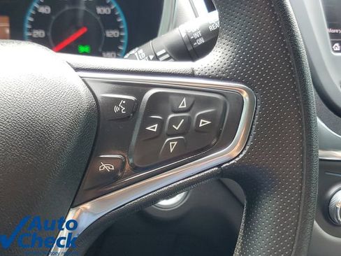 Used 2020 Chevrolet Equinox LS FWD image 21