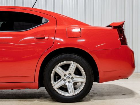 Used 2008 Dodge Charger SE RWD image 4