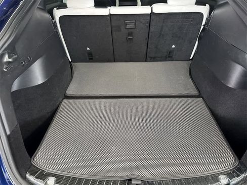 Used 2022 Tesla Model Y Long Range image 25