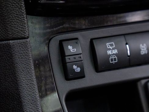 Used 2016 Buick Enclave Leather image 27