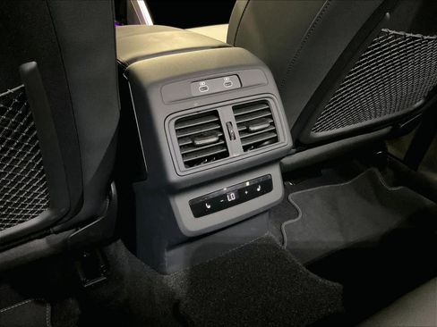 Certified 2025 Audi Q5 Prestige AWD/4WD image 34