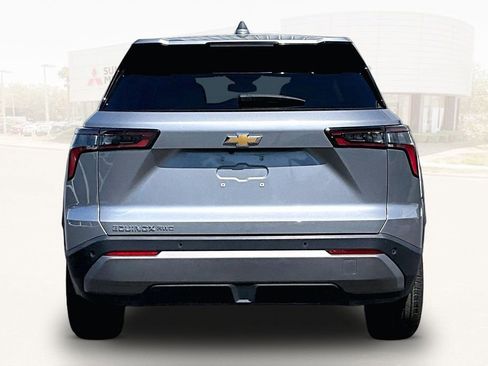 Used 2025 Chevrolet Equinox LT AWD/4WD image 5