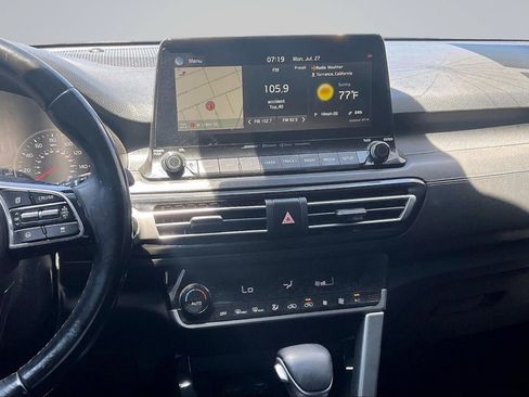 Used 2024 Kia Sportage EX FWD image 6