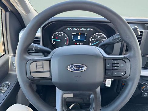 New 2025 Ford F550 4x4 Regular Cab Super Duty image 11