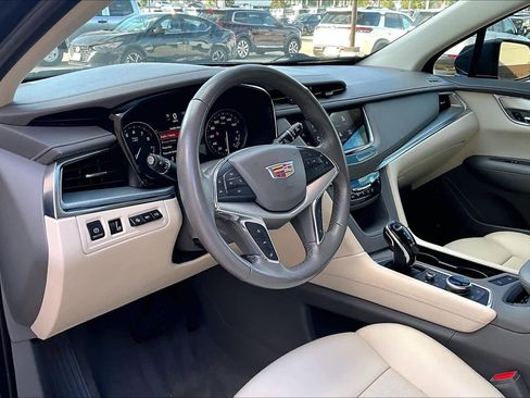 Used 2021 Cadillac XT5 Premium Luxury image 34