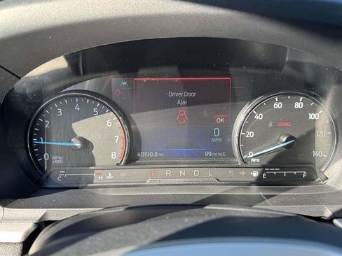 Used 2022 Ford Explorer XLT image 22