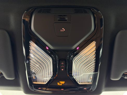 Used 2023 BMW 330e xDrive w/ Premium Package image 36