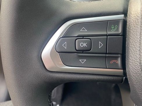 New 2026 Jeep Compass Limited image 17