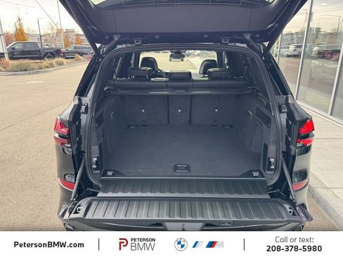 New 2026 BMW X5 M60i image 6