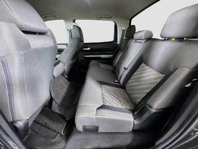 Certified 2020 Toyota Tundra SR5 AWD/4WD image 24