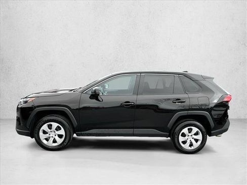 Used 2024 Toyota RAV4 LE AWD/4WD image 4