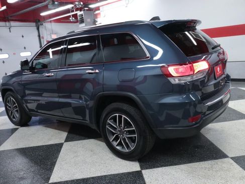Used 2021 Jeep Grand Cherokee Limited image 6
