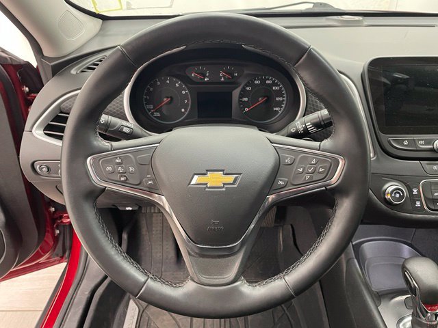 Used 2025 Chevrolet Malibu RS FWD image 11