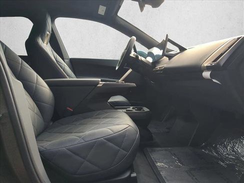 Certified 2023 BMW iX xDrive50 image 28