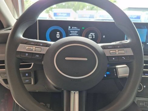 Used 2025 Hyundai Sonata SEL FWD image 21
