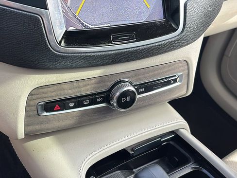 Certified 2023 Volvo XC90 B6 Plus w/ Protection Package AWD/4WD image 22