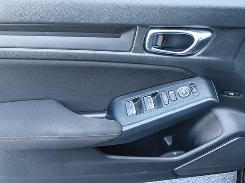 Certified 2025 Honda Civic Sport image 21