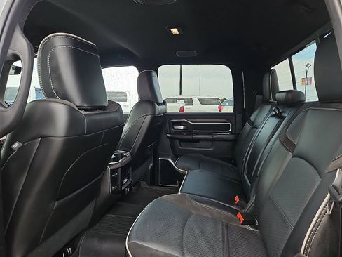 Used 2025 RAM 3500 Laramie AWD/4WD image 19