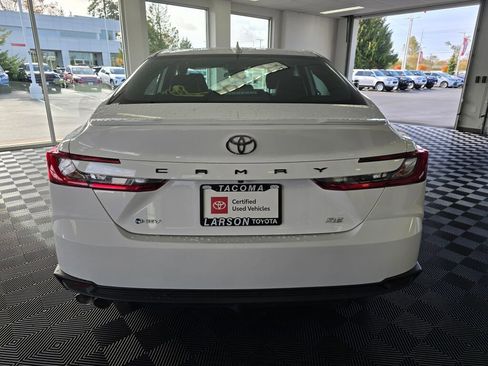 Certified 2025 Toyota Camry SE image 4