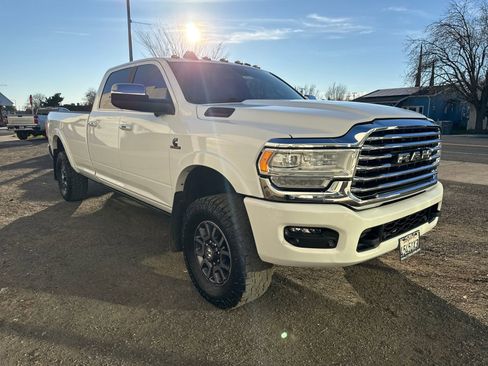 Used 2022 RAM 3500 Limited image 7