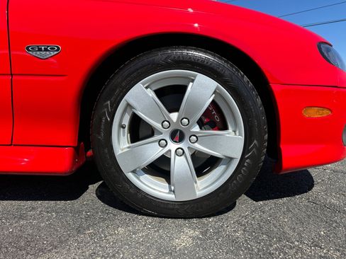 Used 2006 Pontiac GTO image 13