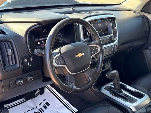 Used 2019 Chevrolet Colorado ZR2 image 18