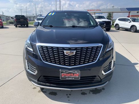 Used 2021 Cadillac XT5 Premium Luxury image 4