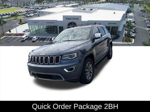Certified 2021 Jeep Grand Cherokee Limited w/ Premium Lighting Group AWD/4WD image 3