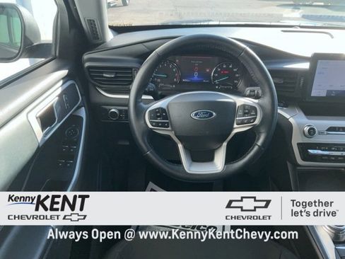 Used 2022 Ford Explorer XLT w/ Class IV Trailer Tow Package image 23