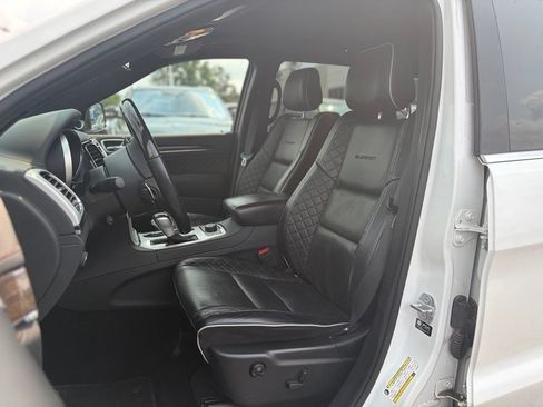 Used 2021 Jeep Grand Cherokee Summit AWD/4WD image 22