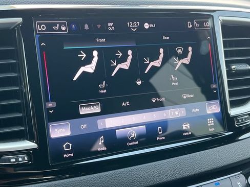 Used 2025 Chrysler Pacifica Select FWD image 26