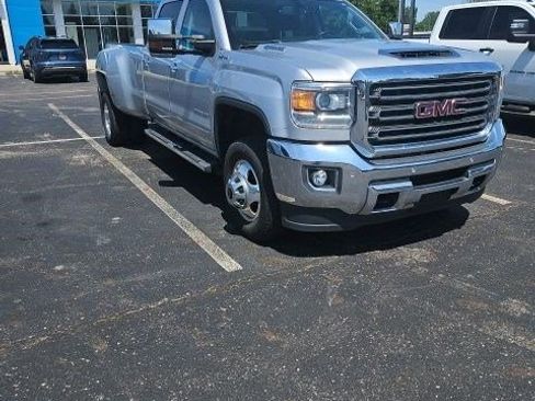 Used 2019 GMC Sierra 3500 SLT w/ Duramax Plus Package AWD/4WD image 1