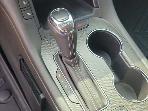 Used 2019 GMC Acadia SLT w/ Black Edition FWD image 28