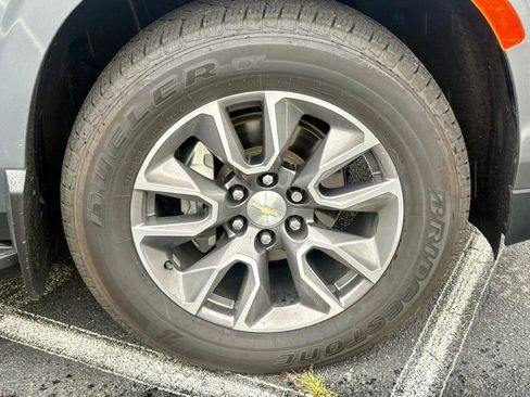 Used 2021 Chevrolet Tahoe LT w/ Luxury Package RWD image 29