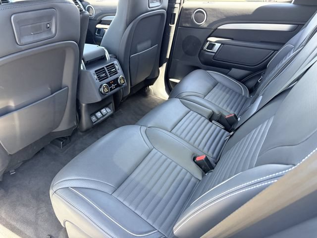 Used 2023 Land Rover Discovery HSE R-Dynamic AWD/4WD image 25