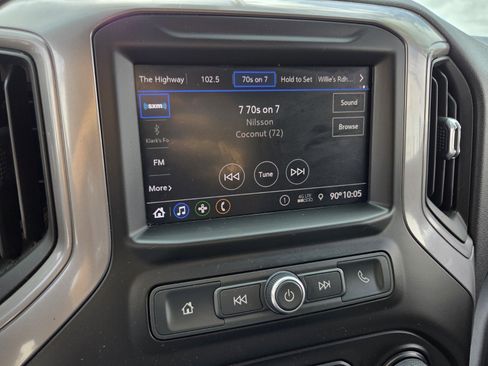 Used 2020 Chevrolet Silverado 1500 Custom w/ Custom Value Package RWD image 24